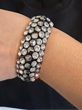 Crystal Pavé Stretch Bracelet in Black - Unbranded